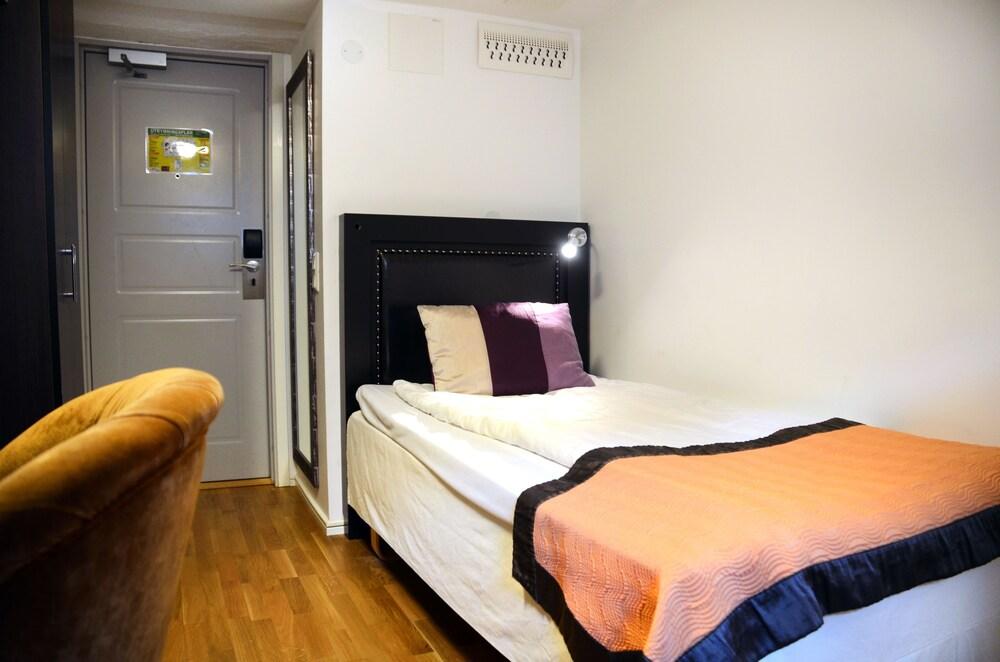 Home Hotel Majoren Skövde Extérieur photo
